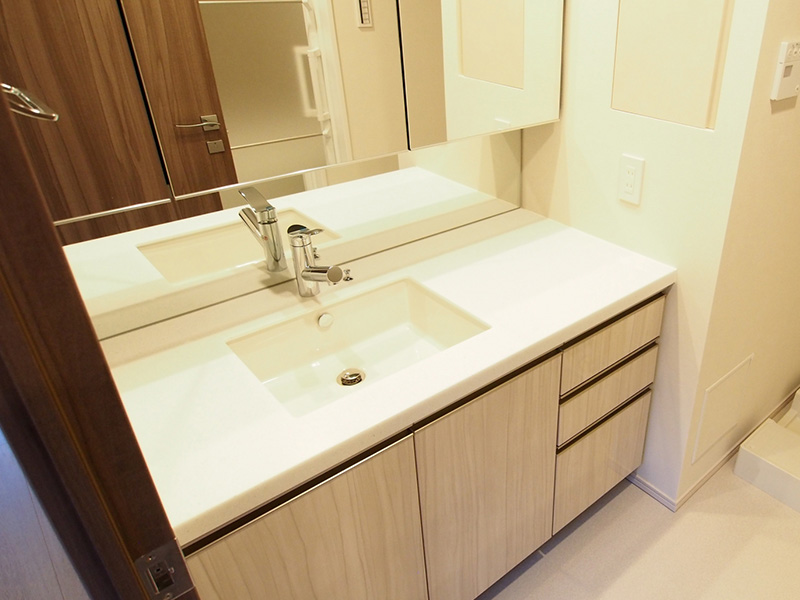 洗面化粧台販売